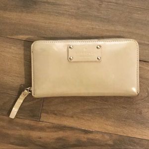Kate Spade Zip around Wallet